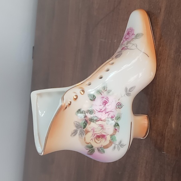 A.A. Importing Company from Japan Vintage Porcelain Flowered Shoes - Picture 5 of 12